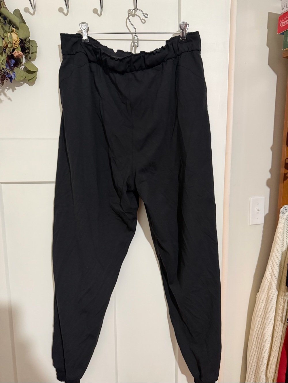Lululemon pants
